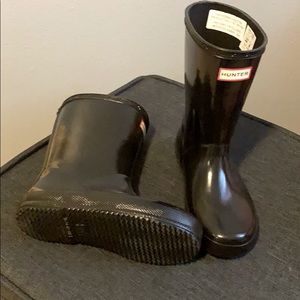 Never worn Hunter rain boots!